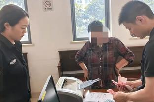 公路自行车男子个人计时赛 中国选手薛铭拿到第5名